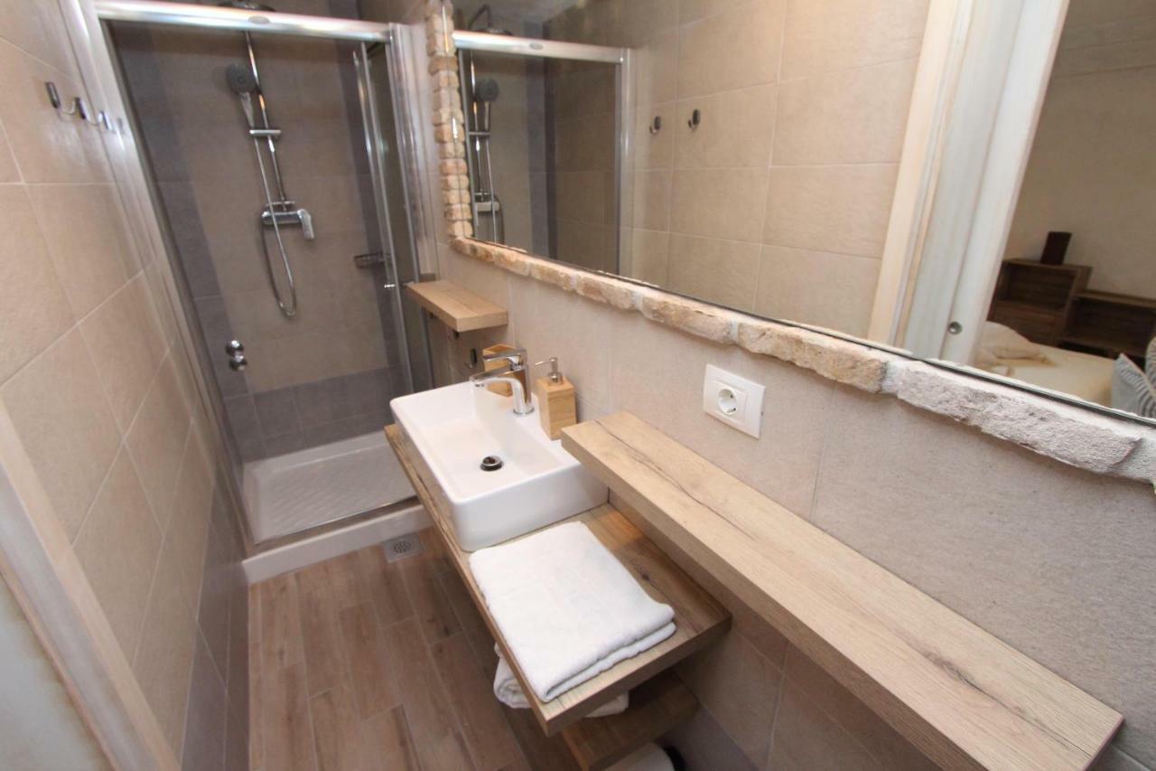 Apartments Midea 2 Ровинь Экстерьер фото