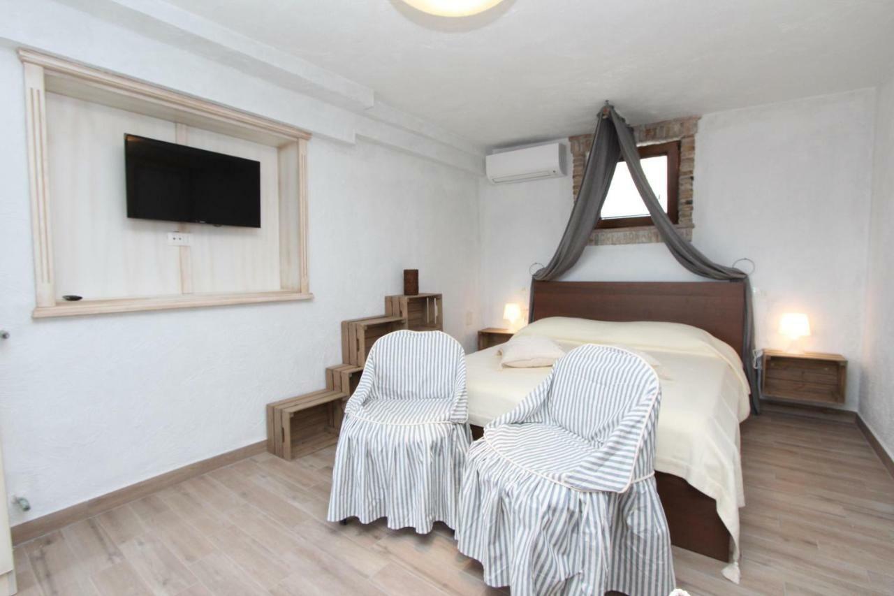 Apartments Midea 2 Ровинь Экстерьер фото