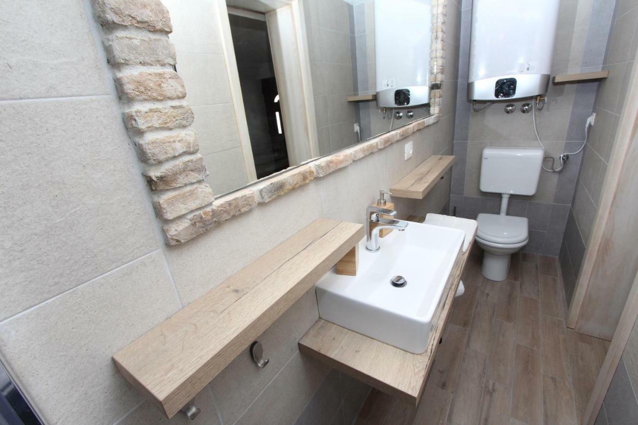 Apartments Midea 2 Ровинь Экстерьер фото